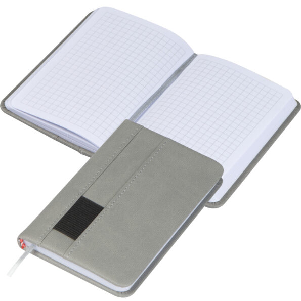 Notes A6 z zakładką, miejscem na długopis