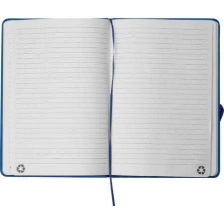 Niebieski notatnik A5 w linie z materiałów z recyklingu
